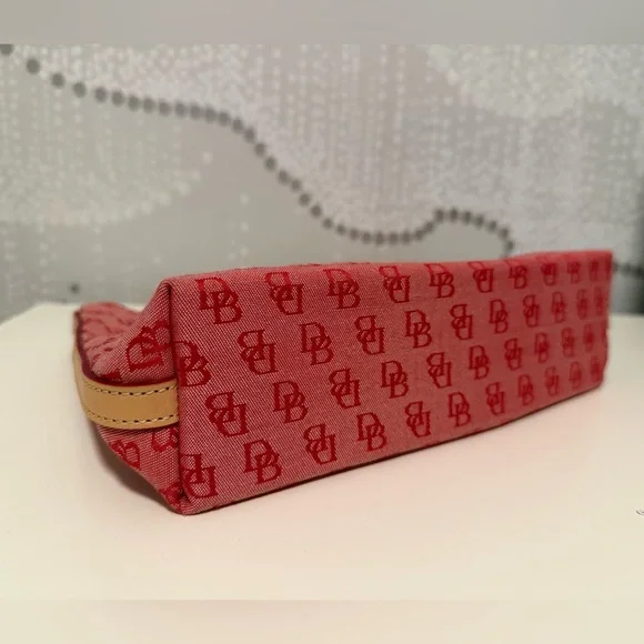 NWOT DOONEY & BOURKE MINI SHORT SHOULDER BAG, RED - Picture 2 of 6